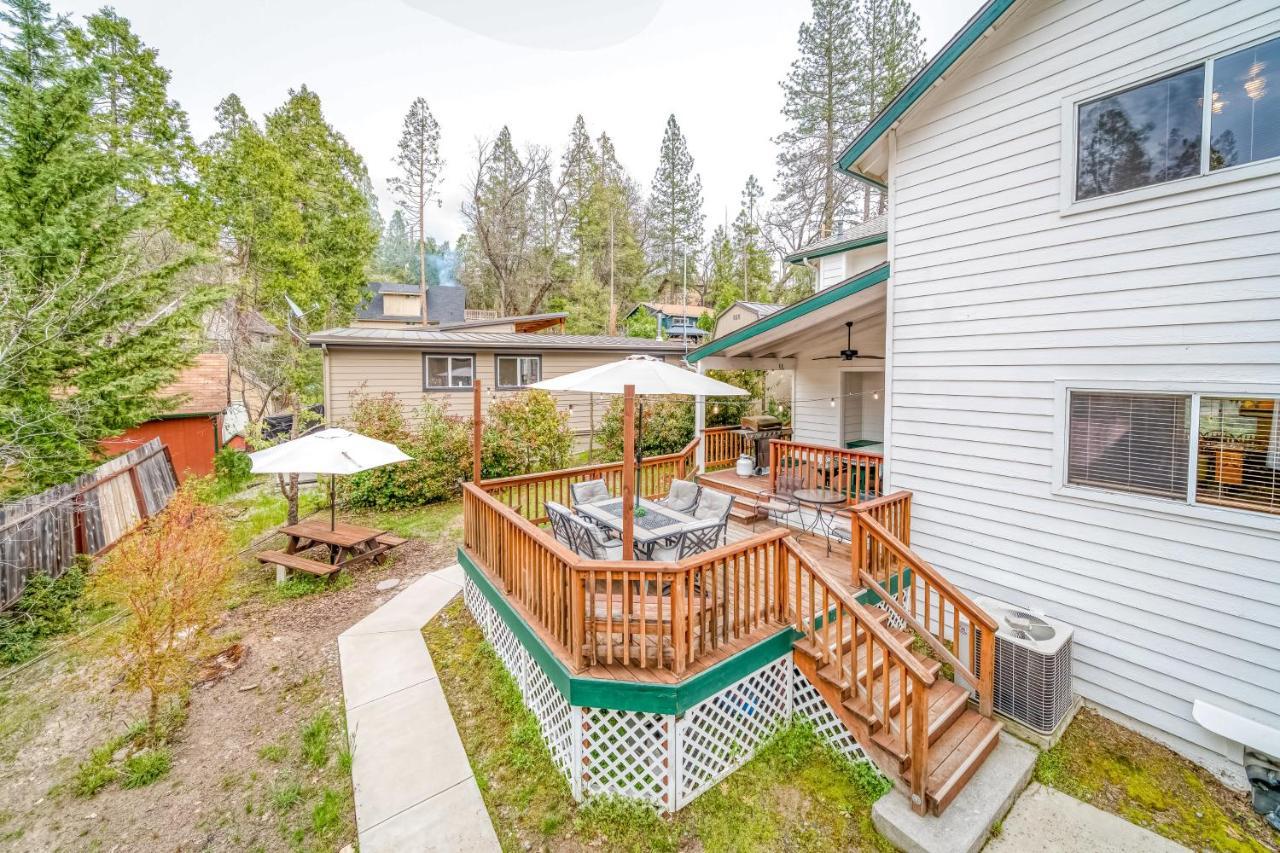 Black Bear Cabin ベース・レイク エクステリア 写真