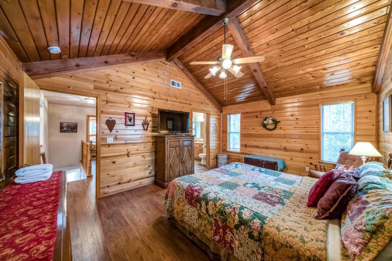 Black Bear Cabin ベース・レイク エクステリア 写真